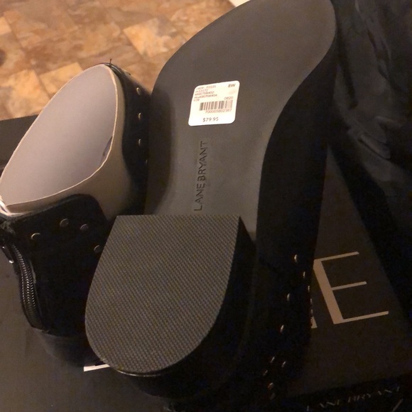 Lane Bryant dream cloud blk embossed cut out booti - Picture 6 of 7